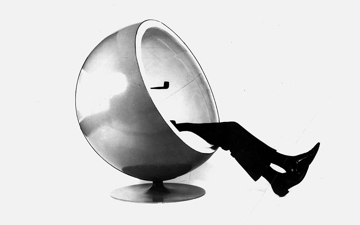 Eero Aarnio Ball chair
