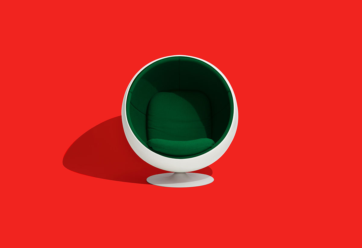 Eero Aarnio Ball chair