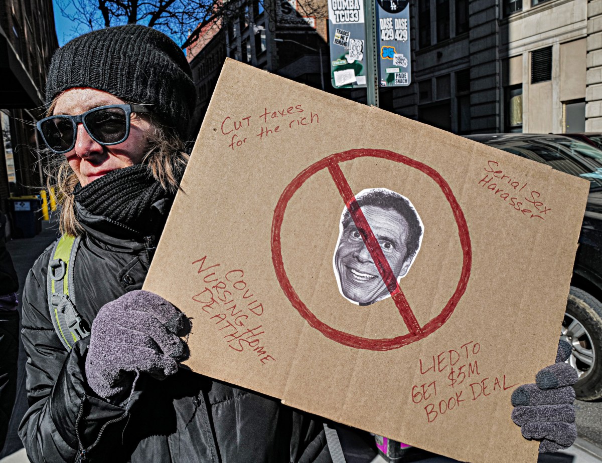 NYC mayoral race: Cuomo's comeback attempt faces opposition from protesters over sex harassment allegations that forced him out of office 3