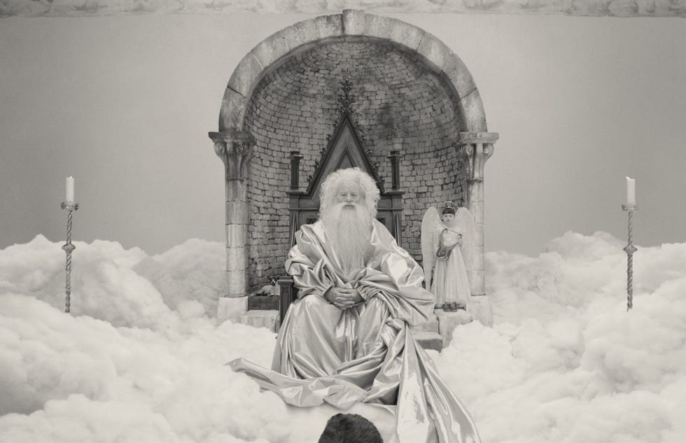 bill murray stars as god in director wes anderson's the phoenician scheme, a focus features release. credit: courtesy of tps productions/focus features © 2025 all rights reserved.