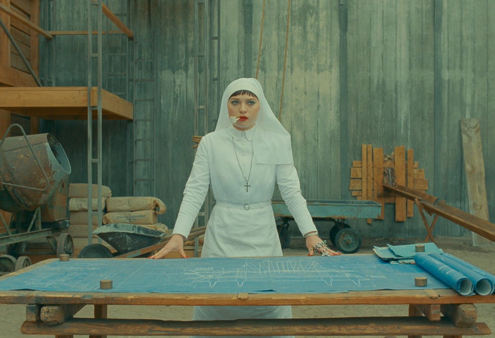 mia threapleton stars as liesl in director wes anderson's the phoenician scheme, a focus features release. credit: courtesy of tps productions/focus features © 2025 all rights reserved.