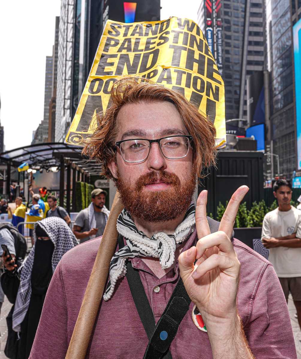 Trump strikes Iran: Hundreds take to the streets of Midtown Manhattan to protest unilateral bombings 3