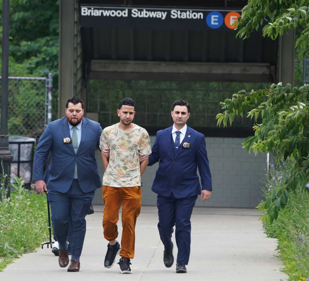Alleged pepper spraying perp who attacked mom and baby on Queens subway train gets locked up 2