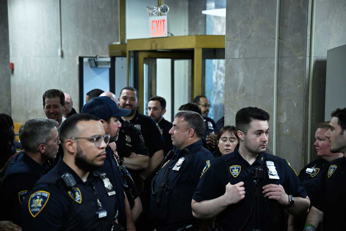 Suspect behind Manhattan Criminal Court stabbing held without bail: DA 3
