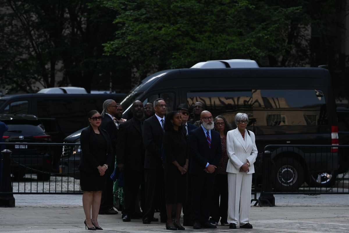 Remembering Charles Rangel: Body of late Congressman arrives at City Hall to lie in state 3