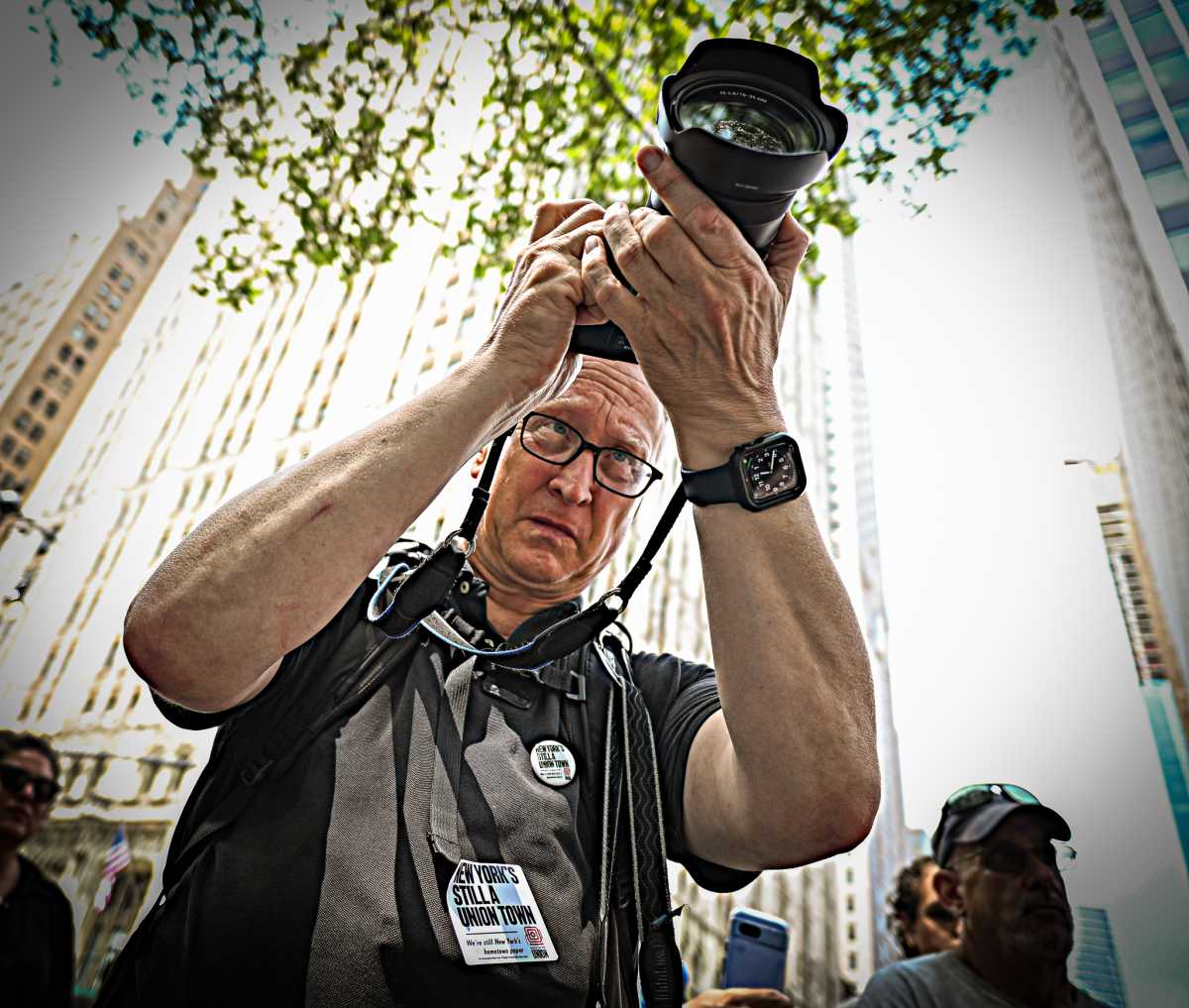 New York Daily News reporters demand 'living wages' from hedge fund owner at City Hall rally 5