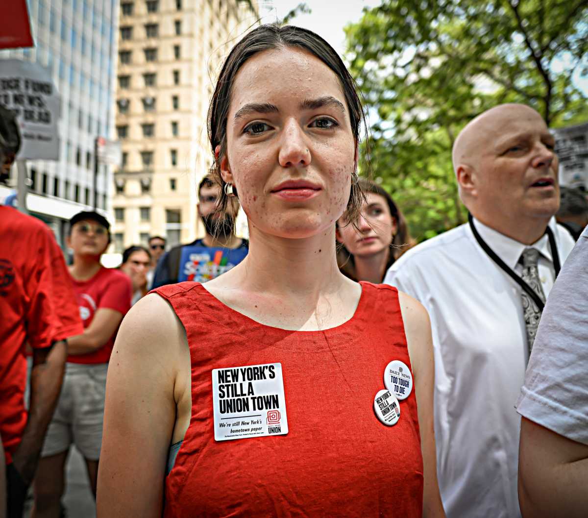New York Daily News reporters demand 'living wages' from hedge fund owner at City Hall rally 4