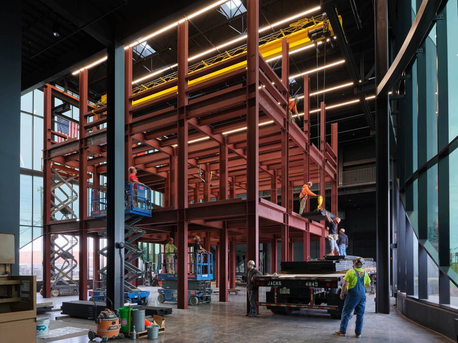 full-scale curtain wall mock-up, steel structure mock-up, ironworker training 