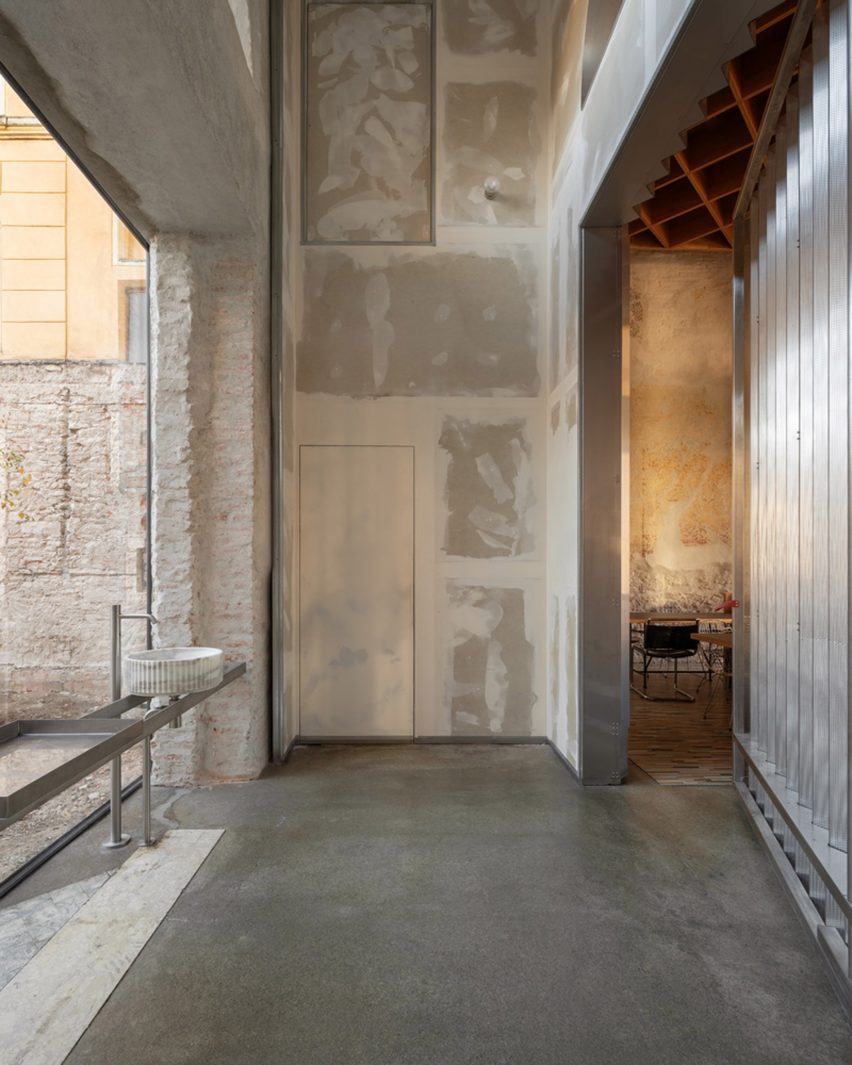 Bathroom of Caffè Nazionale