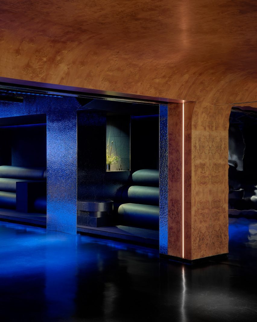 Threshold between lounge area and dance floor