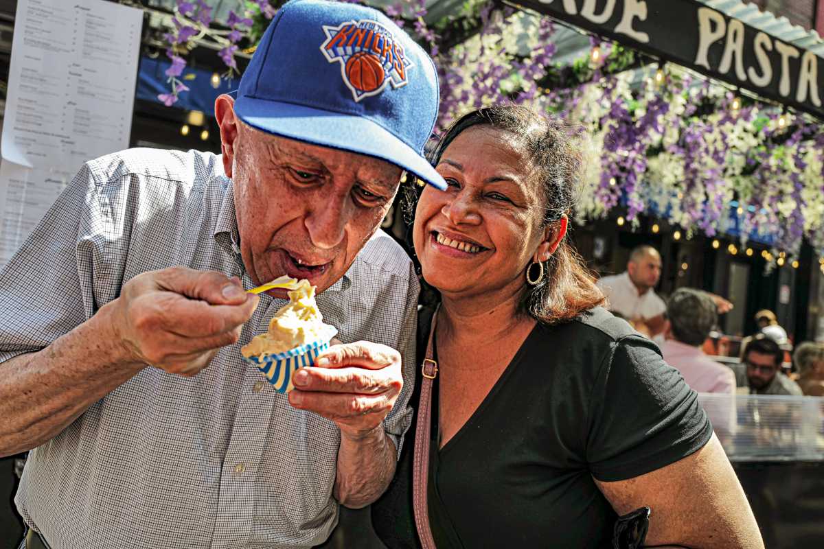 Come for the music, stay for the cannolis: The Feast of San Gennaro celebrates 99 years of Italian culture 4