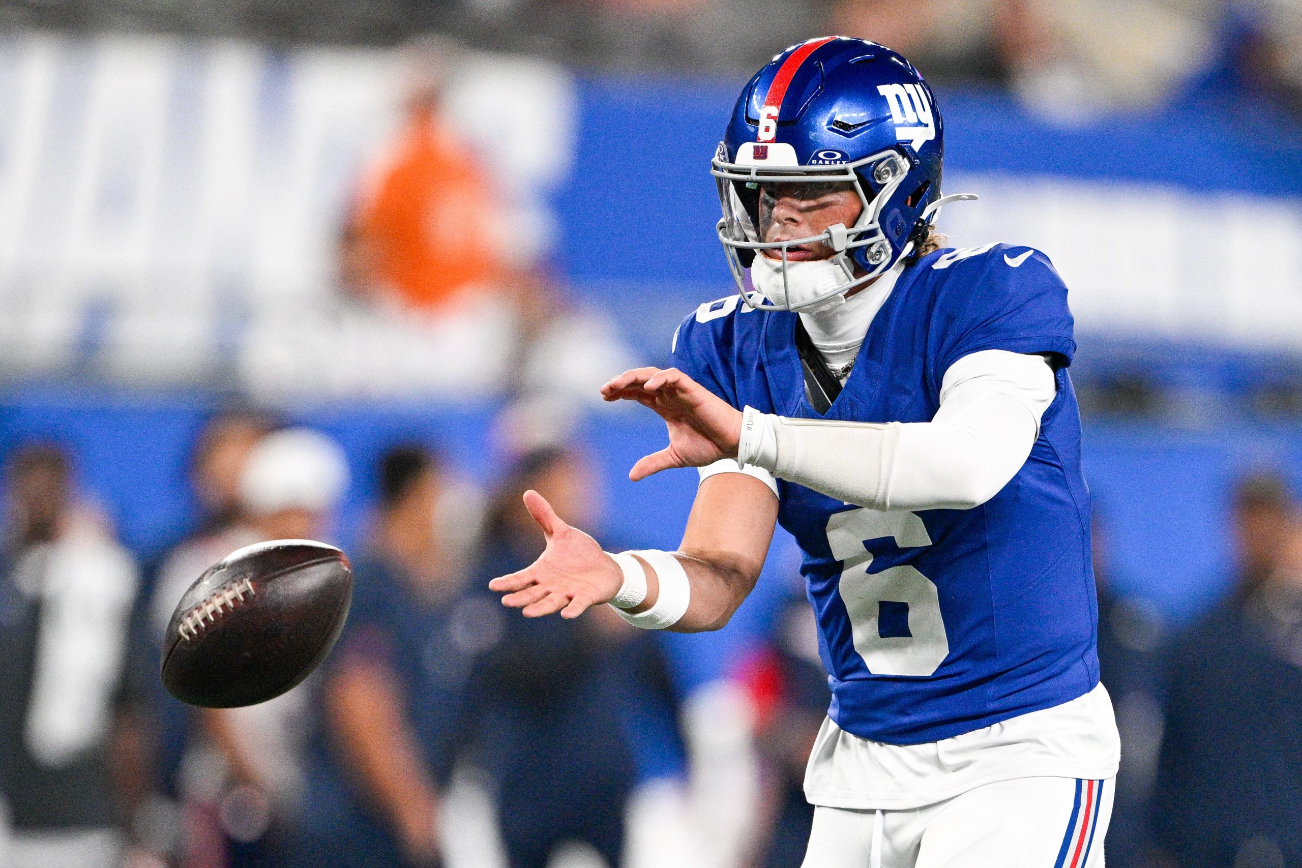 2025 Giants season preview: Jaxson Dart, Abdul Carter, 5 things to watch 2 Jaxson Dart Giants preseason snap