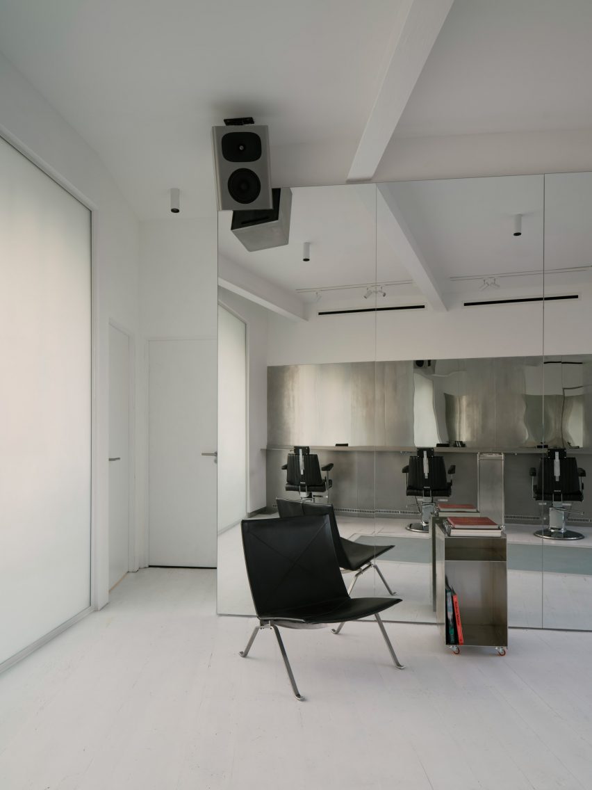 Modular steel furniture
