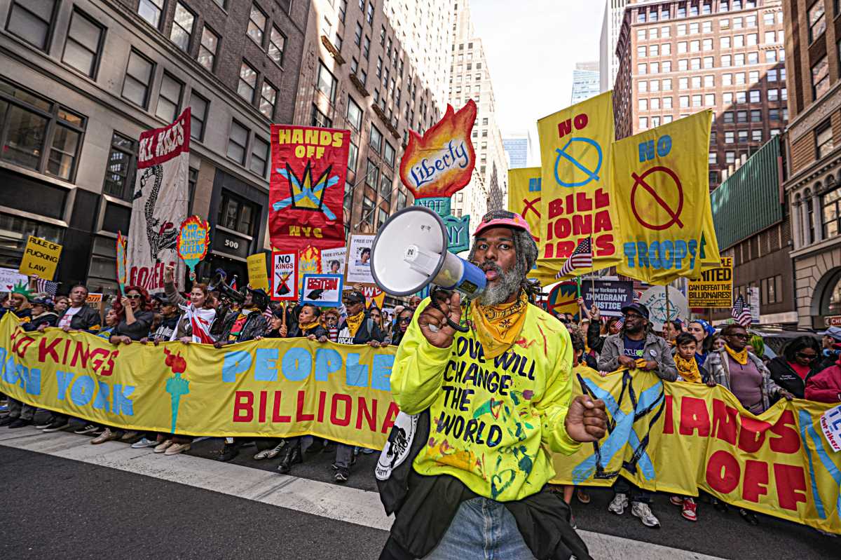 ‘No Kings’ march in NYC sees more than 100,000 marchers speak out against Trump, no arrests or disruptions 3