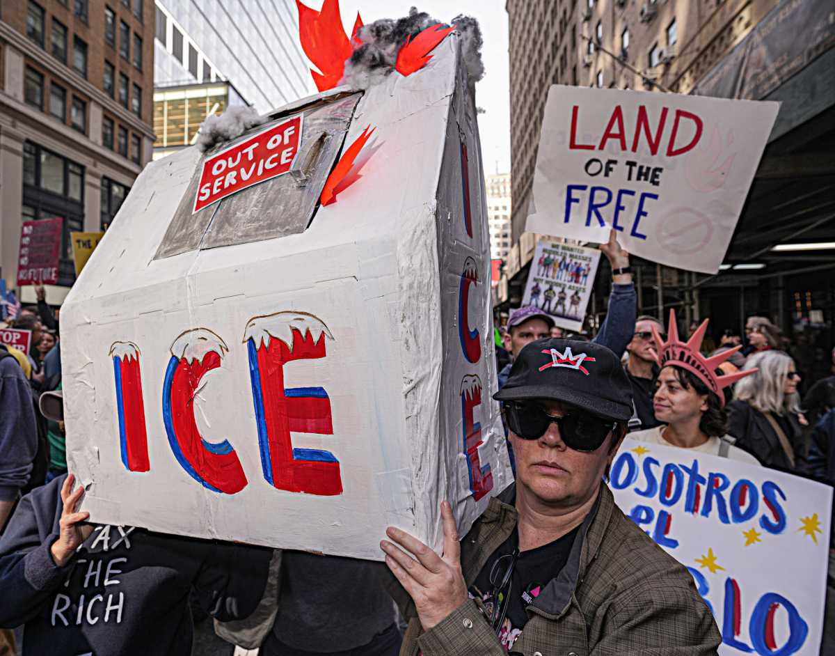 ‘No Kings’ march in NYC sees more than 100,000 marchers speak out against Trump, no arrests or disruptions 14