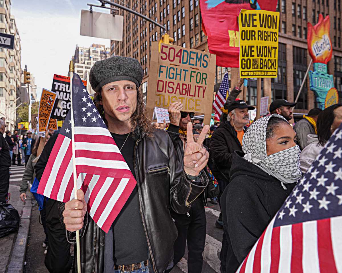 ‘No Kings’ march in NYC sees more than 100,000 marchers speak out against Trump, no arrests or disruptions 9