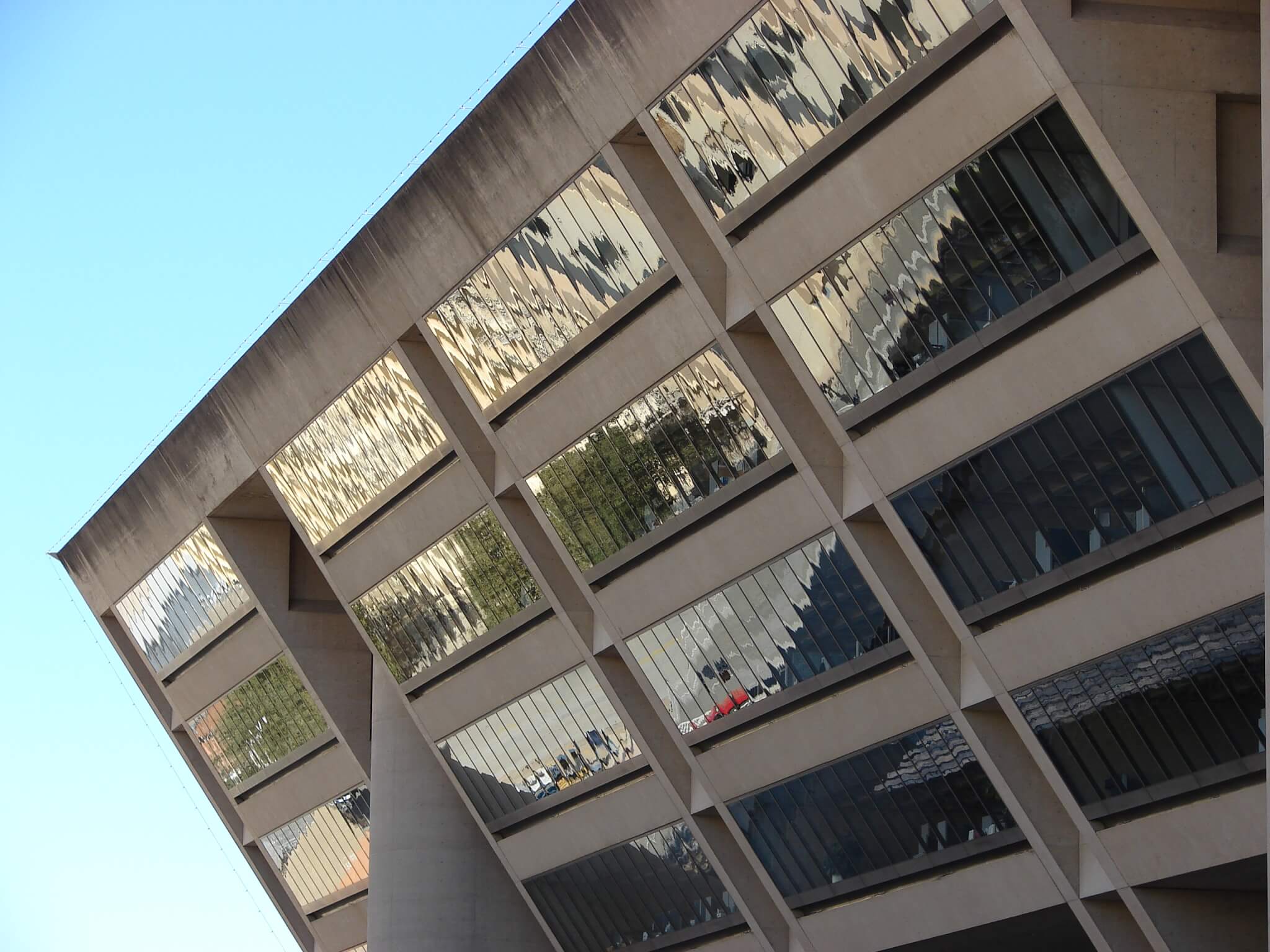 Close-up view of Dallas City Hall