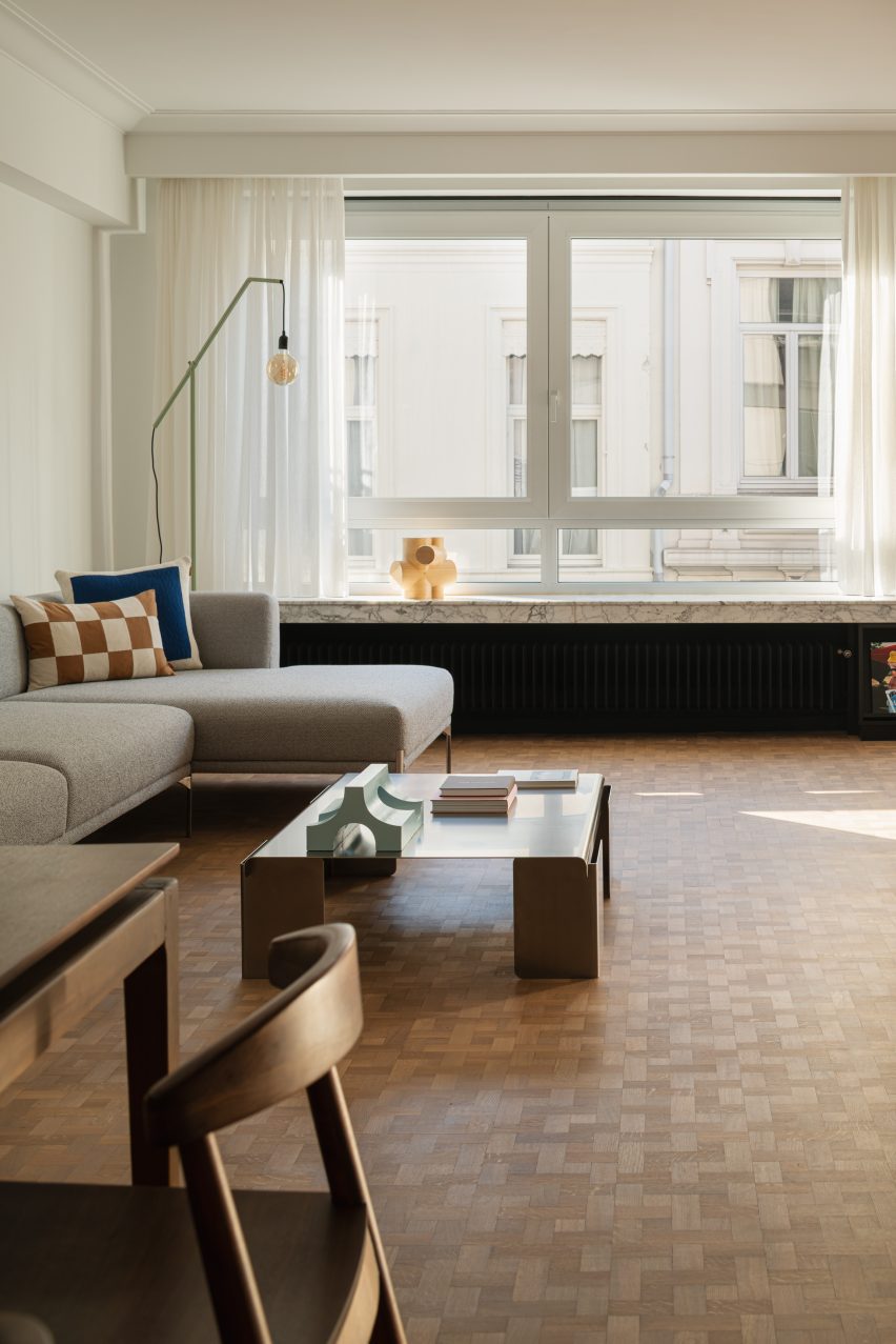 Apartment in Antwerp designed by Weinbenami