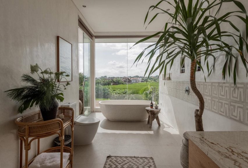 Bathroom in Bi Design House in Bali