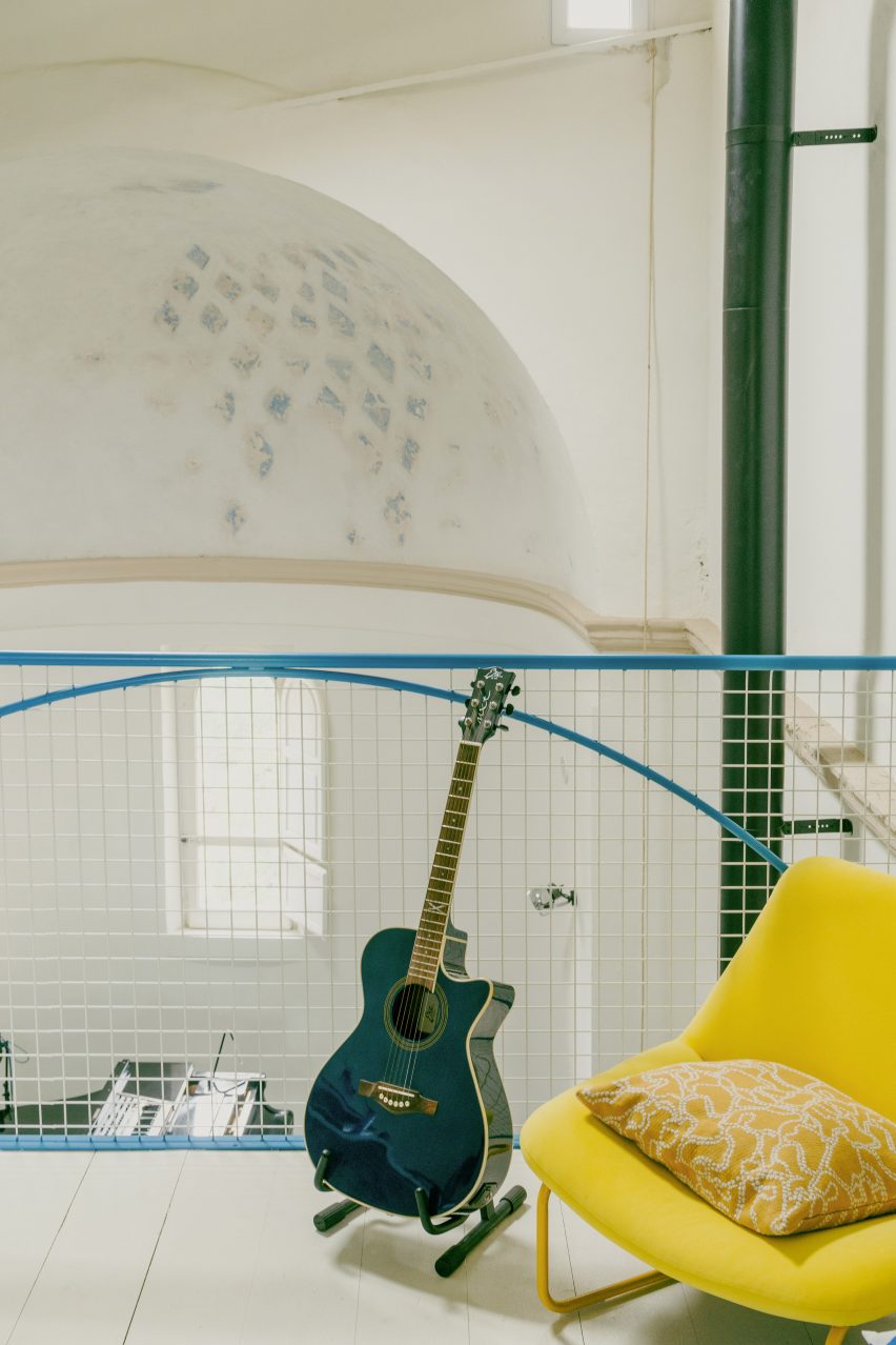 Balustrade with apse behind in Pailunga converted chapel by Atelier Vago