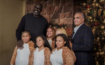 Shaquille O’Neal photobombs family Christmas portraits for holiday surprise