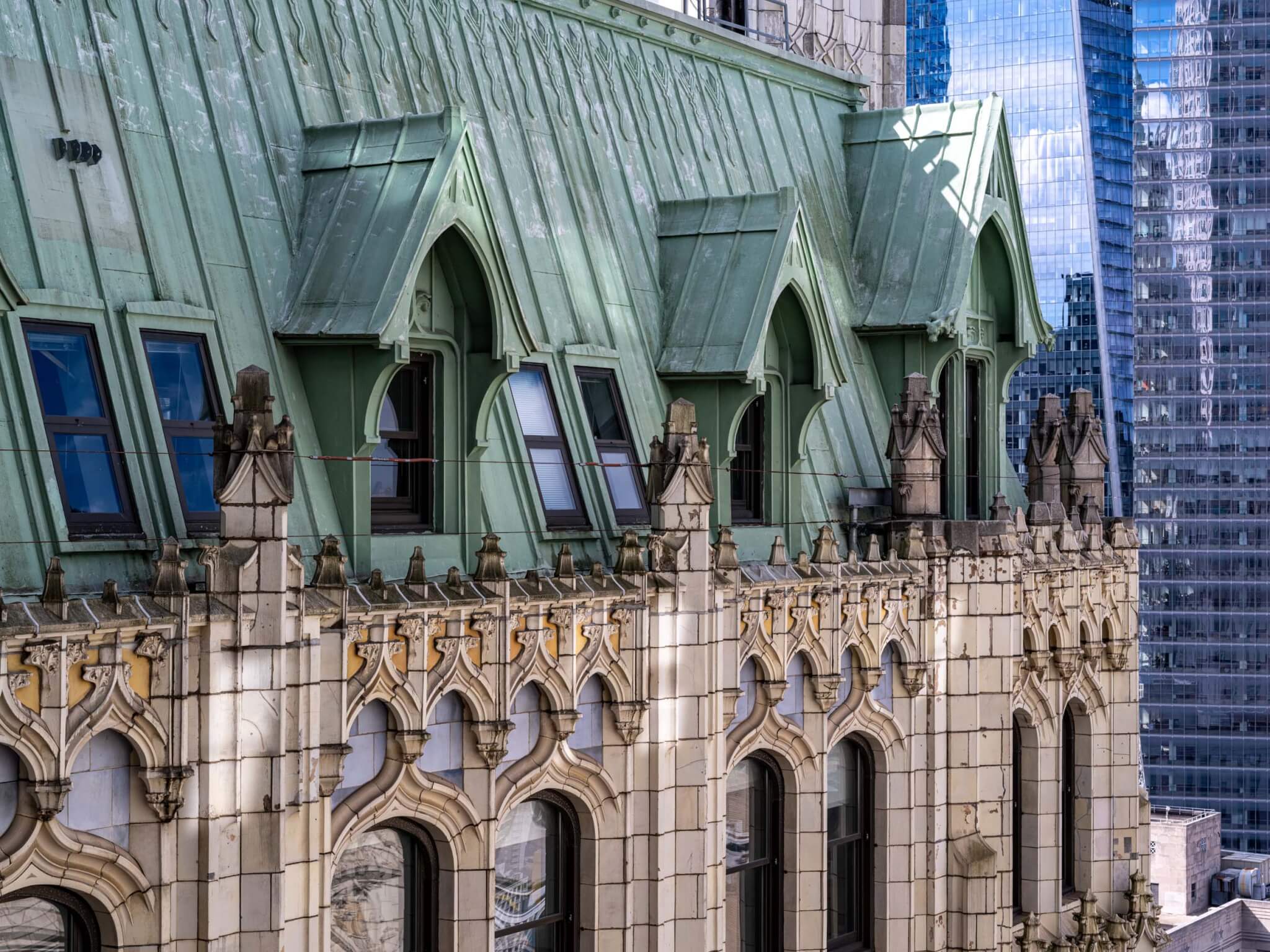 green roof and facade detailing of the woolworth building