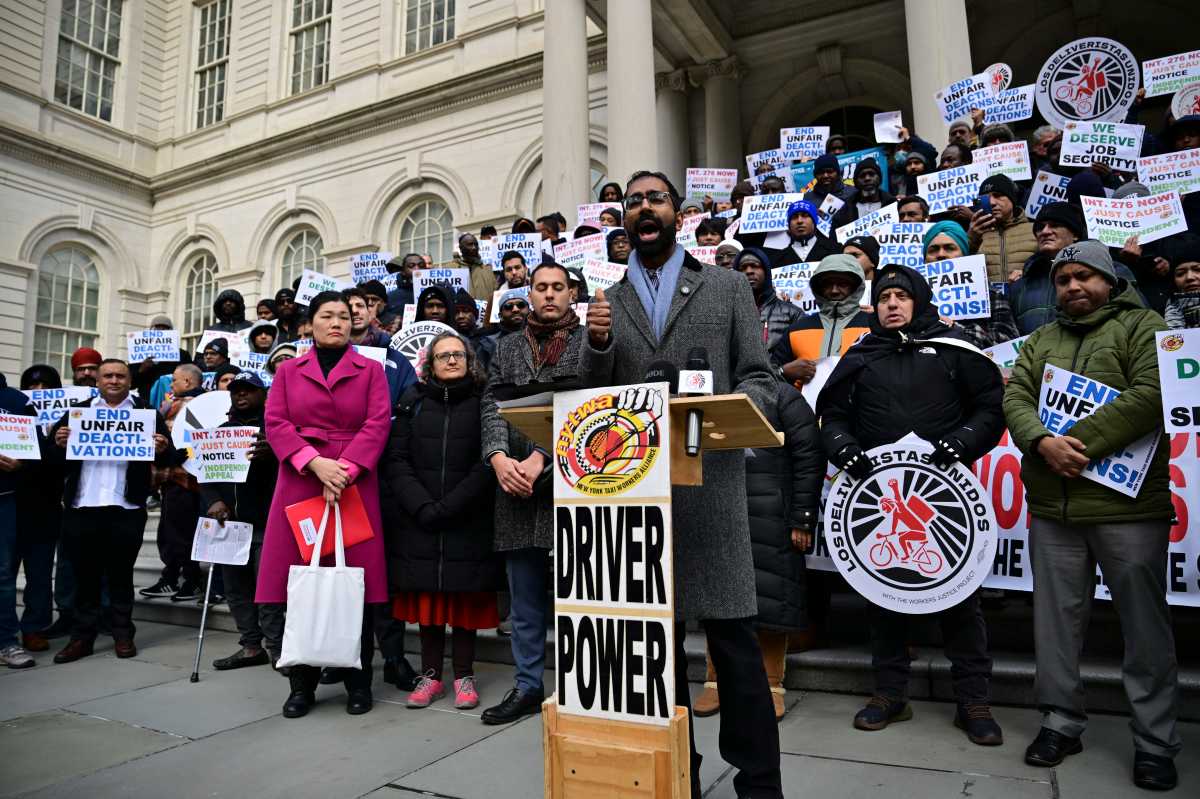 queens lawmaker speaks against Uber and Lyft driver deactivation