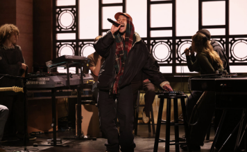 Dijon Jams With Justin Vernon, Nick Hakim On ‘SNL’
