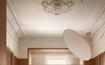 Ater Architects revamps Kyiv creative agency to look more like an apartment