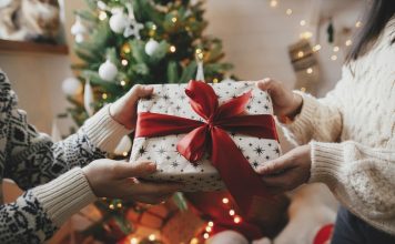 10 Celeb-Loved Last-Minute Gifts That Will Deliver Instantly