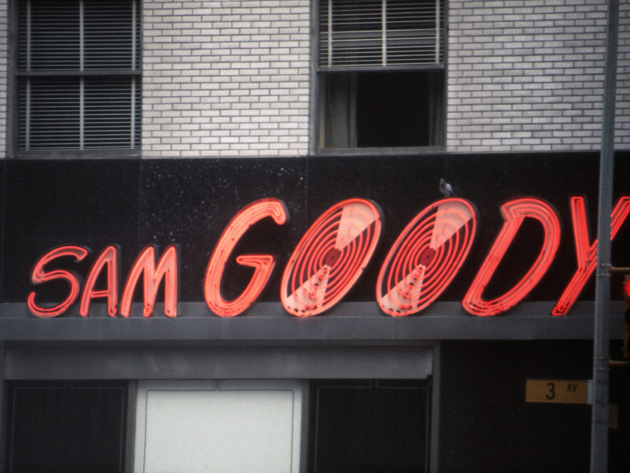 New York Street Scene In 1976 new york street scene in 1976