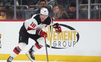 Islanders acquire Ondrej Palat, picks from Devils for Max Tsyplakov