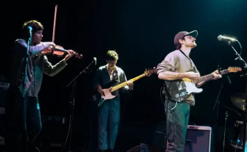 Wintry Nostalgia: Racing Mount Pleasant at Bowery Ballroom