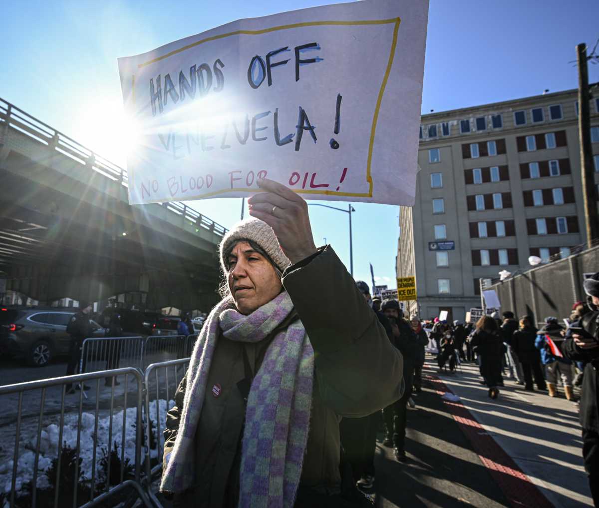 Nicolas Maduro arrest: Protesters rail against Venezuelan despot outside jail where he awaits prosecution 4