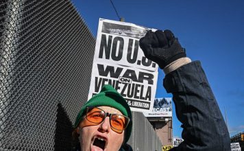 Nicolas Maduro arrest: Protesters rail against Venezuelan despot outside jail where he awaits prosecution