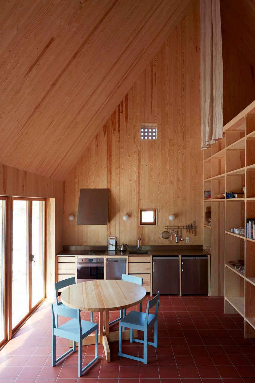 Hee House by Studio Ellsinger