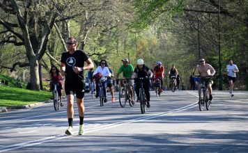 Cyclists sue city to stop Central Park bike speed limit